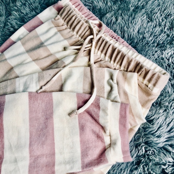 ◾️Ceci Sleep wear set Beige - Picture 6 of 7